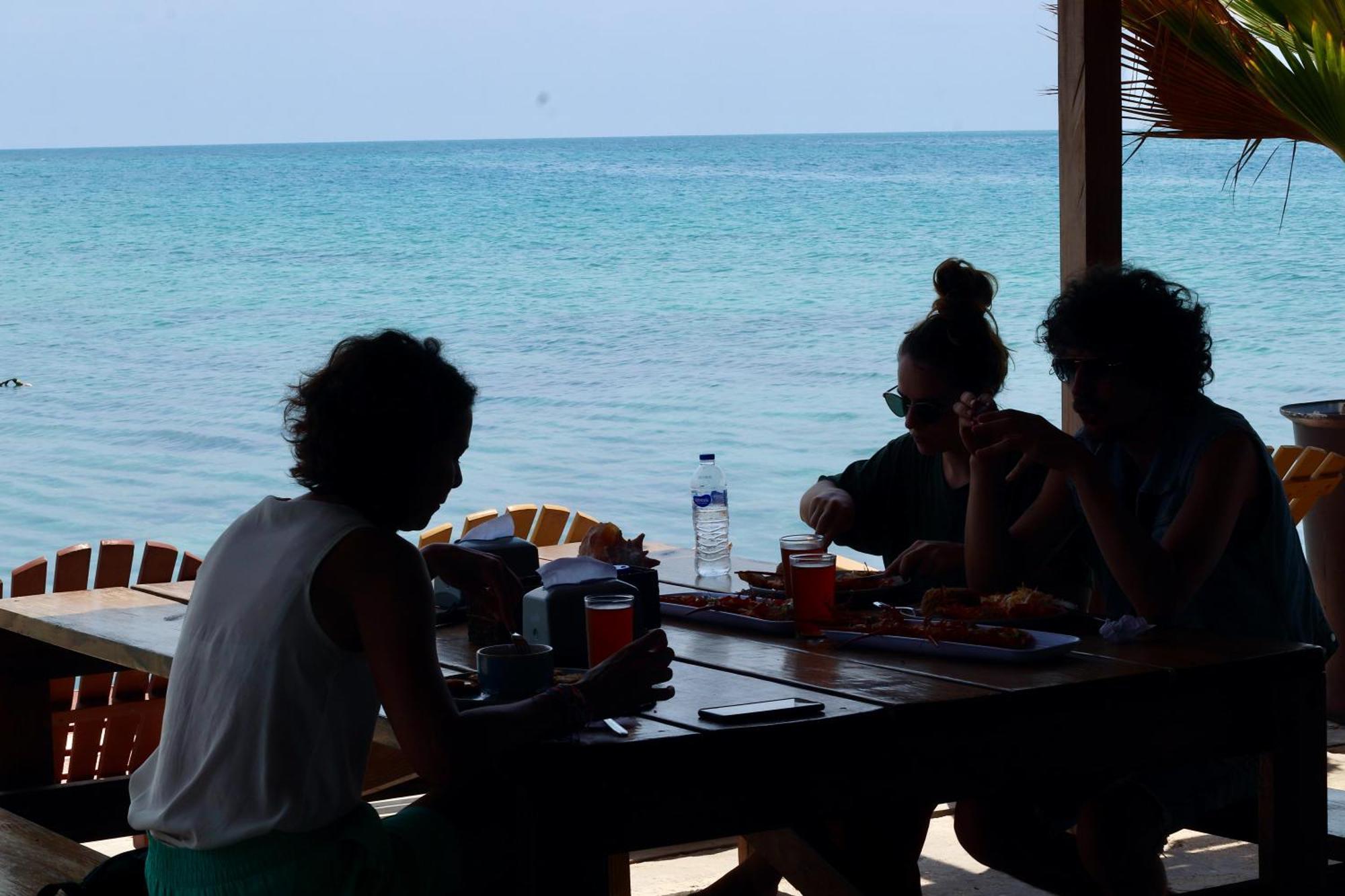 Hostel Santa Cruz Del Islote エクステリア 写真